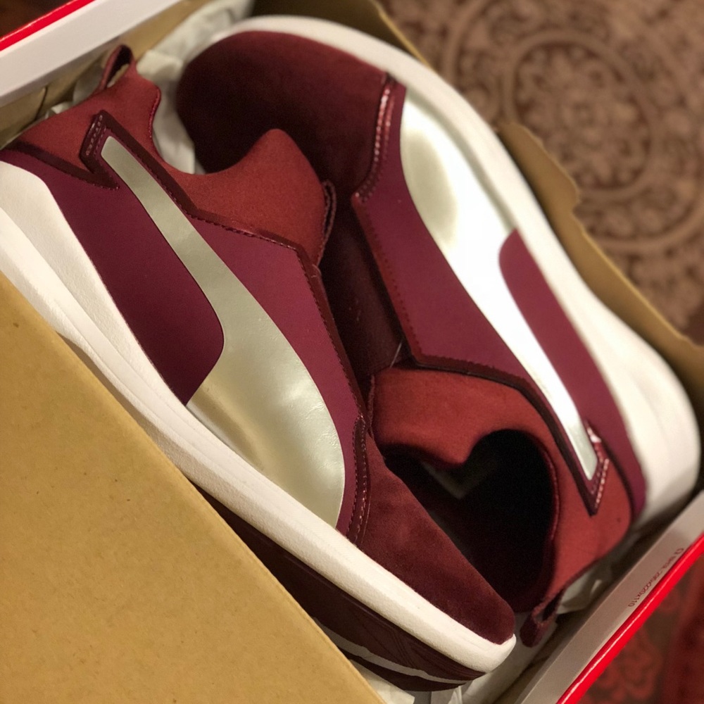 Burgundy Pumas